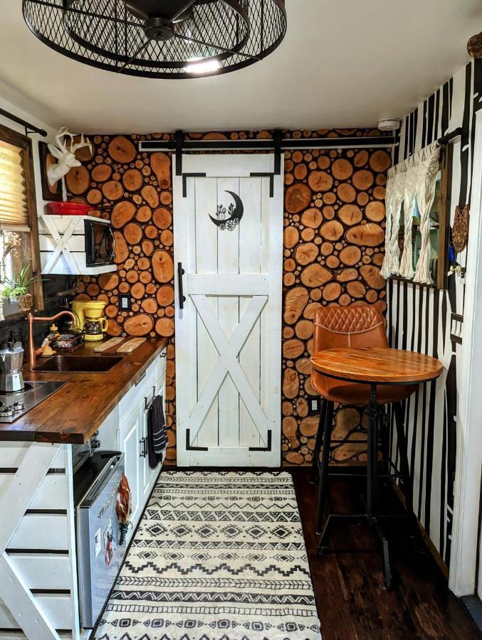 Вилла Cozy Af Tiny-House Oasis Тампа Экстерьер фото